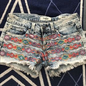 Daytrip summer shorts